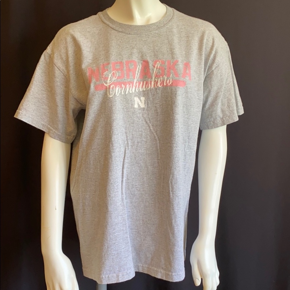 NE Huskers T-shirt
